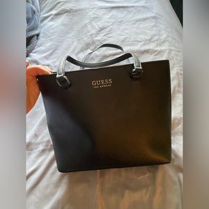 Large Guess tote bag in black 🖤